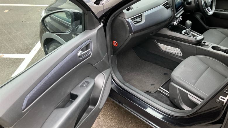 Renault Arkana 1.3 TCe Mild Hybrid 140 Iconic 5dr EDC Petrol Estate